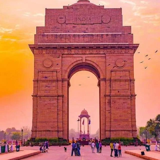 Delhi Tours